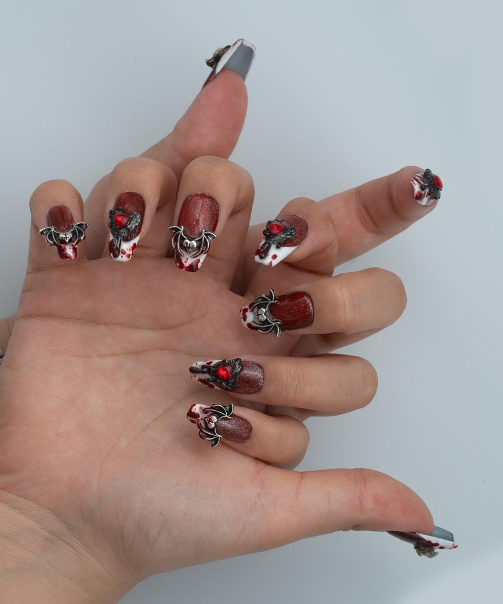 Bat Blood Protez Jel Takma Tırnak - El Yapımı Kalıcı Oje Nail Halloween - NC123