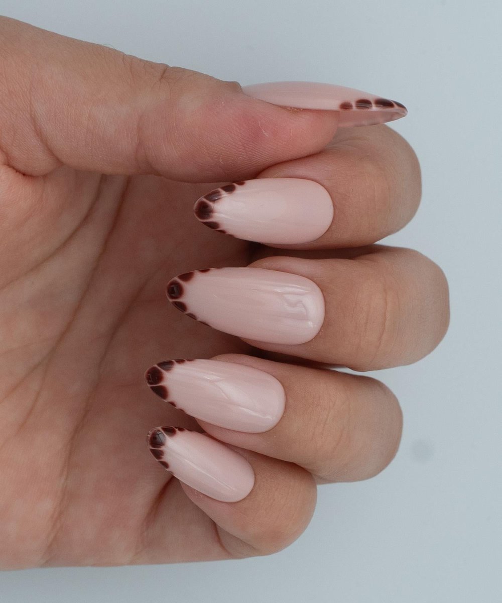Jaguar Paws Protez Jel Takma Tırnak - El Yapımı Kalıcı Oje Nail Art French Blooming - NC118