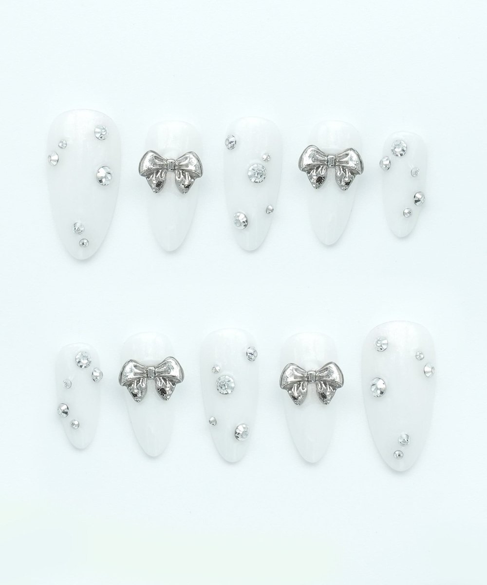 Ribbon Charm Protez Jel Takma Tırnak - El Yapımı Kalıcı Oje Nail Art - NC227