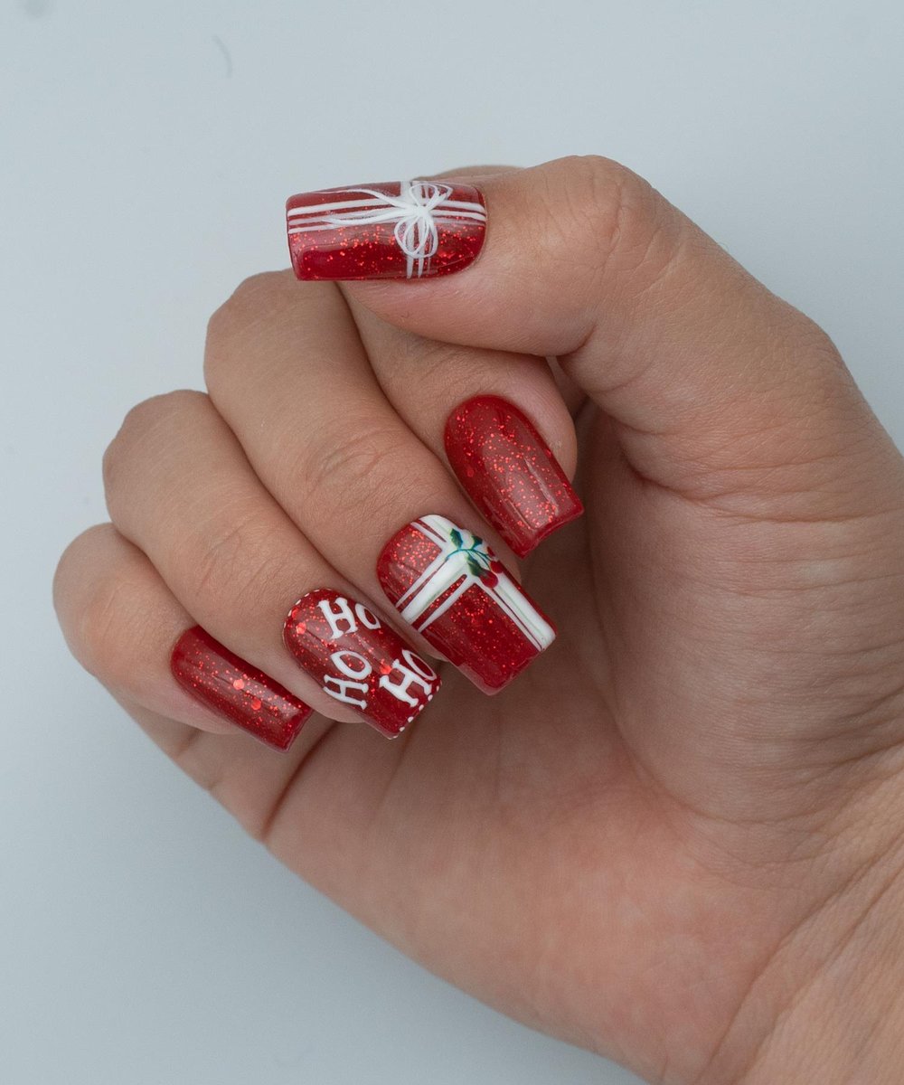 Ruby Present Protez Jel Takma Tırnak - El Yapımı Kalıcı Oje Nail Art Christmas - NC132