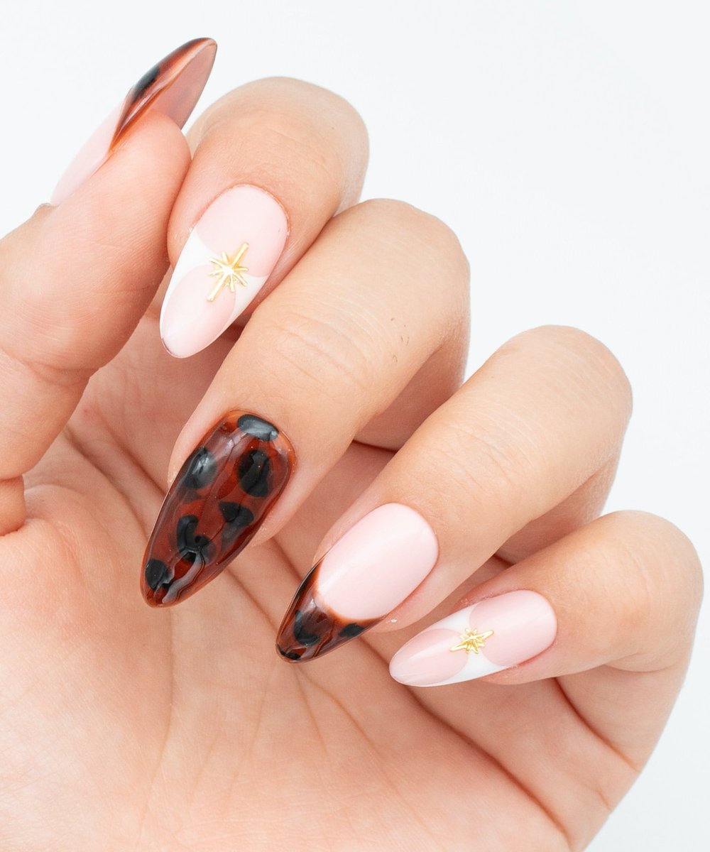 Wild Leopard French Protez Jel Takma Tırnak - El Yapımı Kalıcı Oje Nail Art - NC231