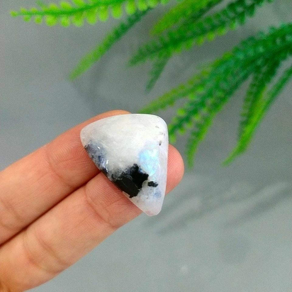 Mondstein Cabochon A155 – KAB155