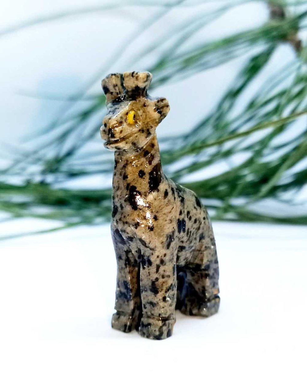 Jaspis Naturstein handgefertigt Figur – MNR175