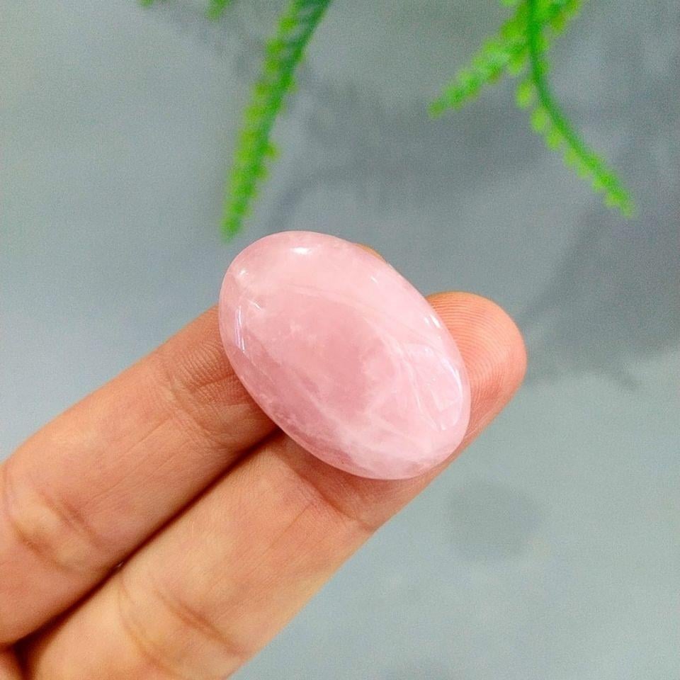 Pembe Kuvars Doğal Taş Kabaşon P81