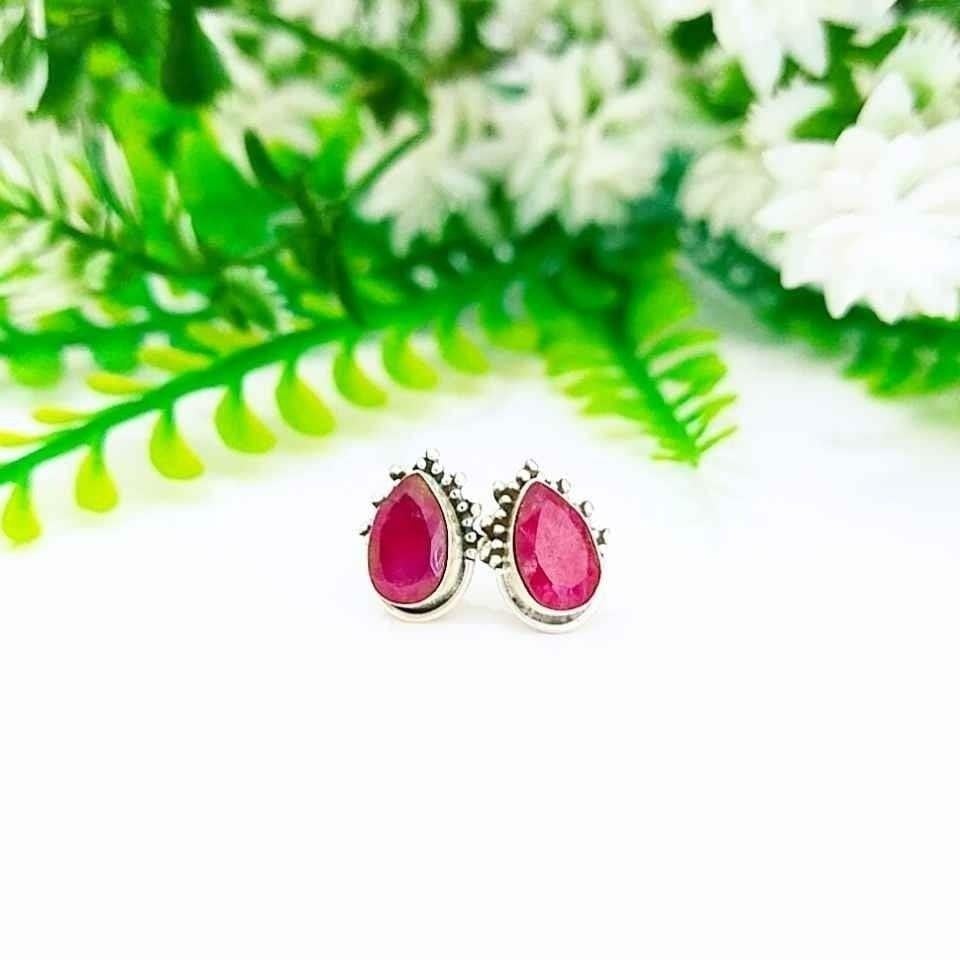 Yakut Taşı Doğal Taş Gümüş Küpe 00643