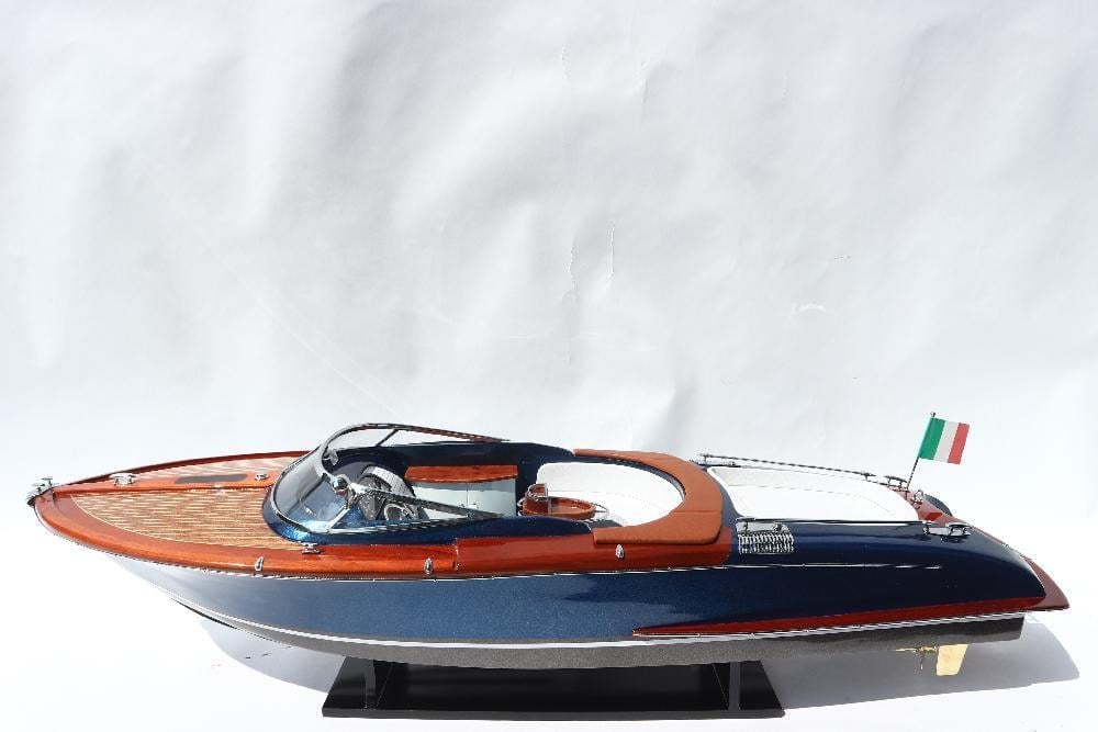 RIVA AQUARIVA