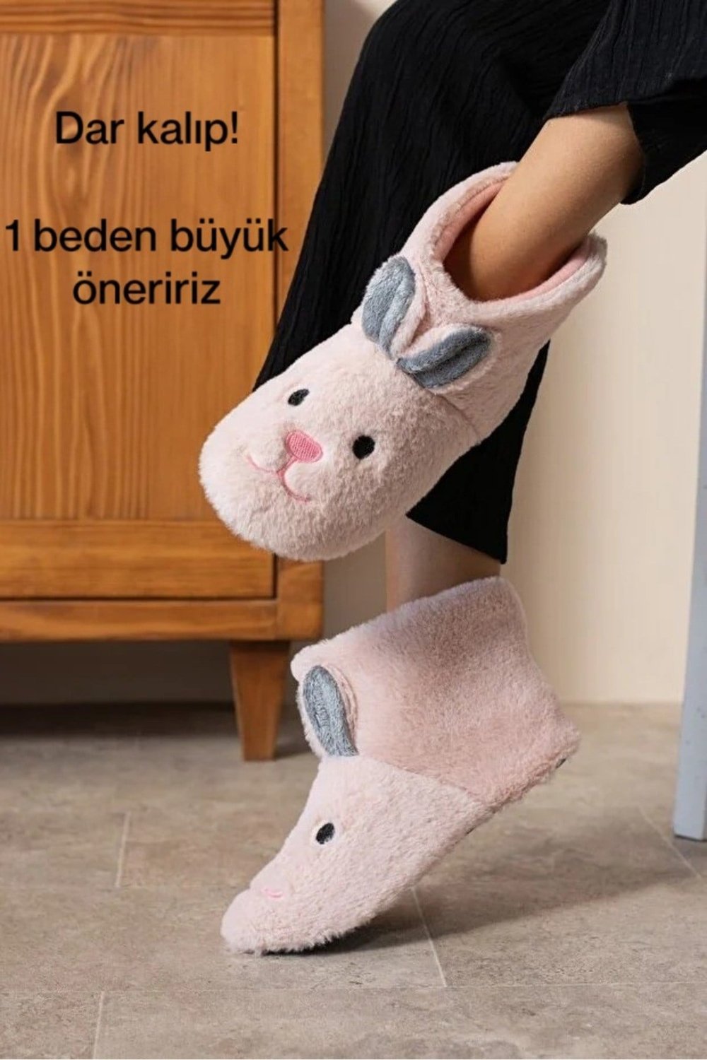 Günlük Kadın Tavşan Figürlü Panduf Ev Botu