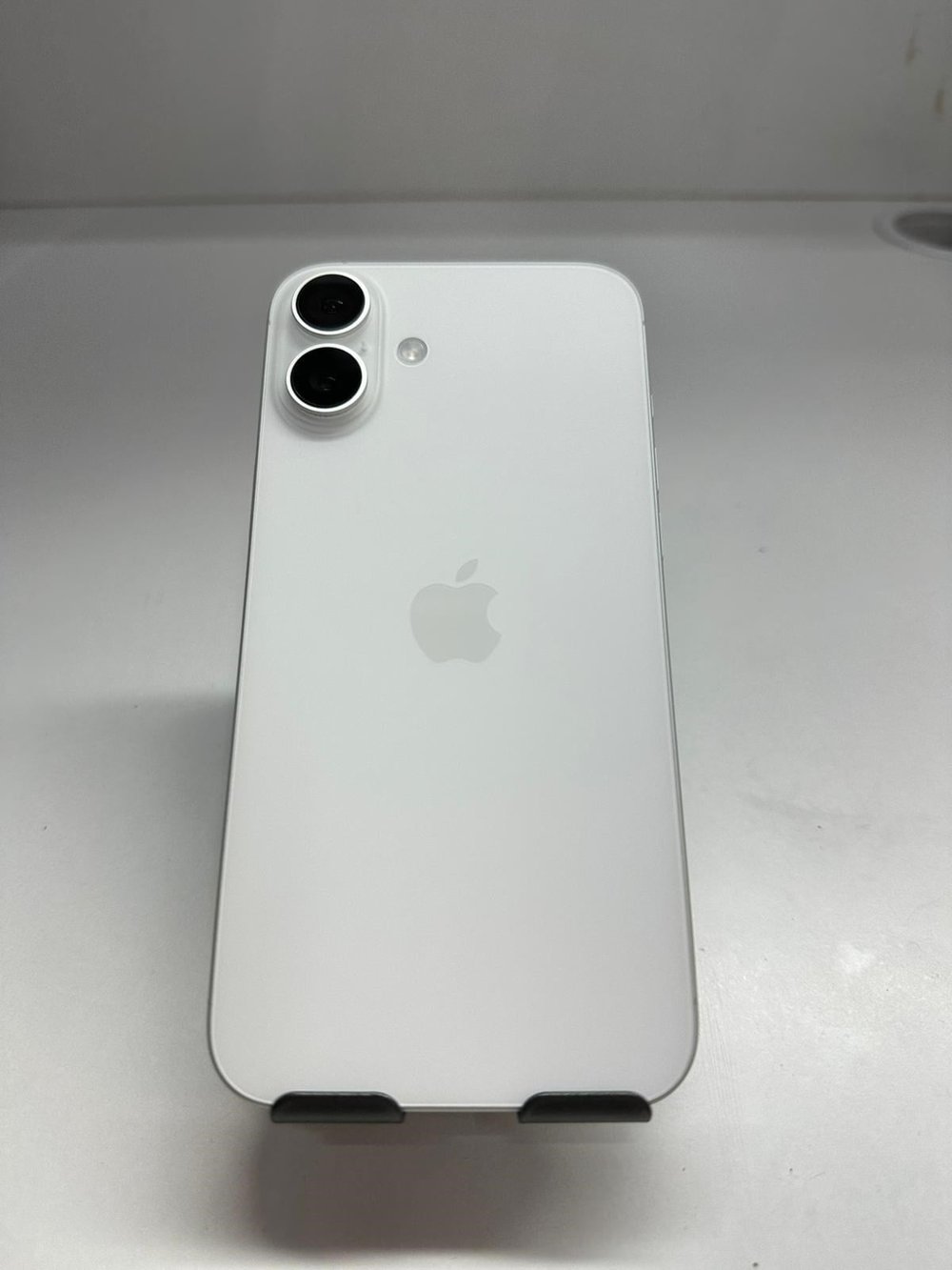 iPhone 16 Plus - 256 GB - Beyaz