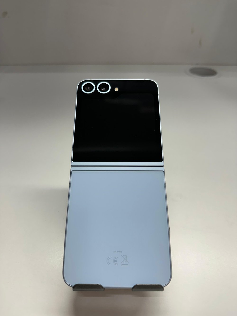 Samsung Z Flip 6 - 256 GB -Mavi