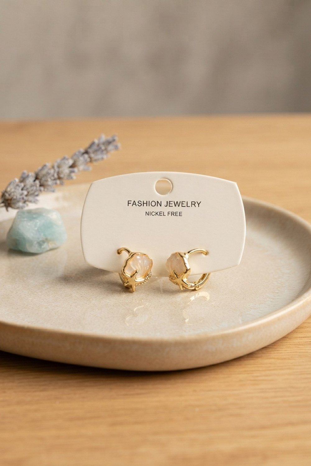 Pirinç Deniz Kabuğu Model Gold Renk Çocuk Küpe