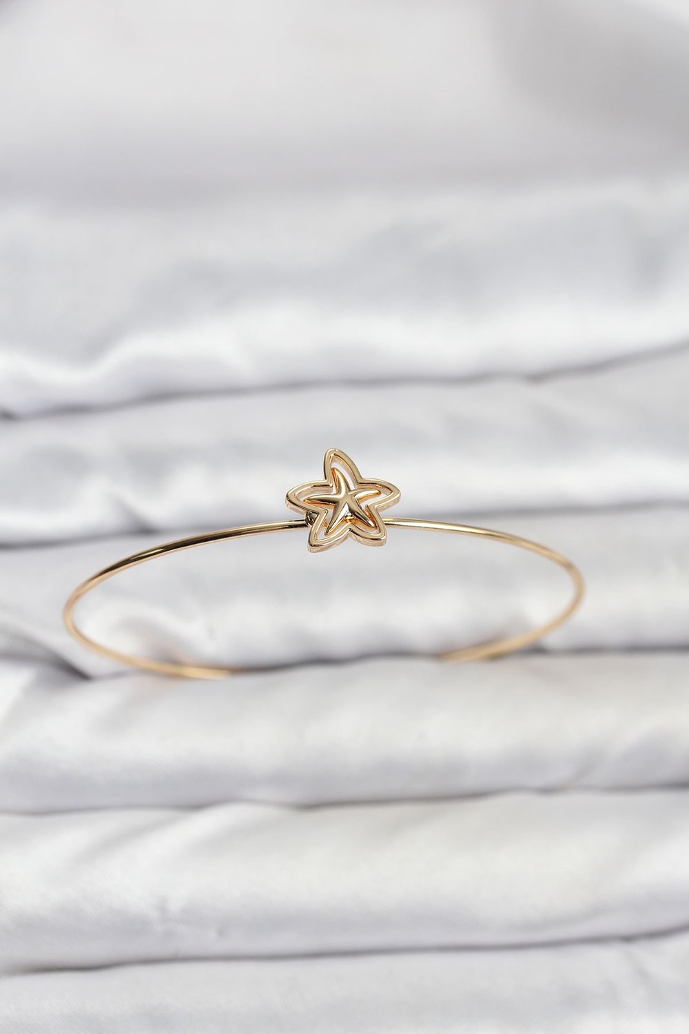 Yıldız Model Gold Renk Bileklik