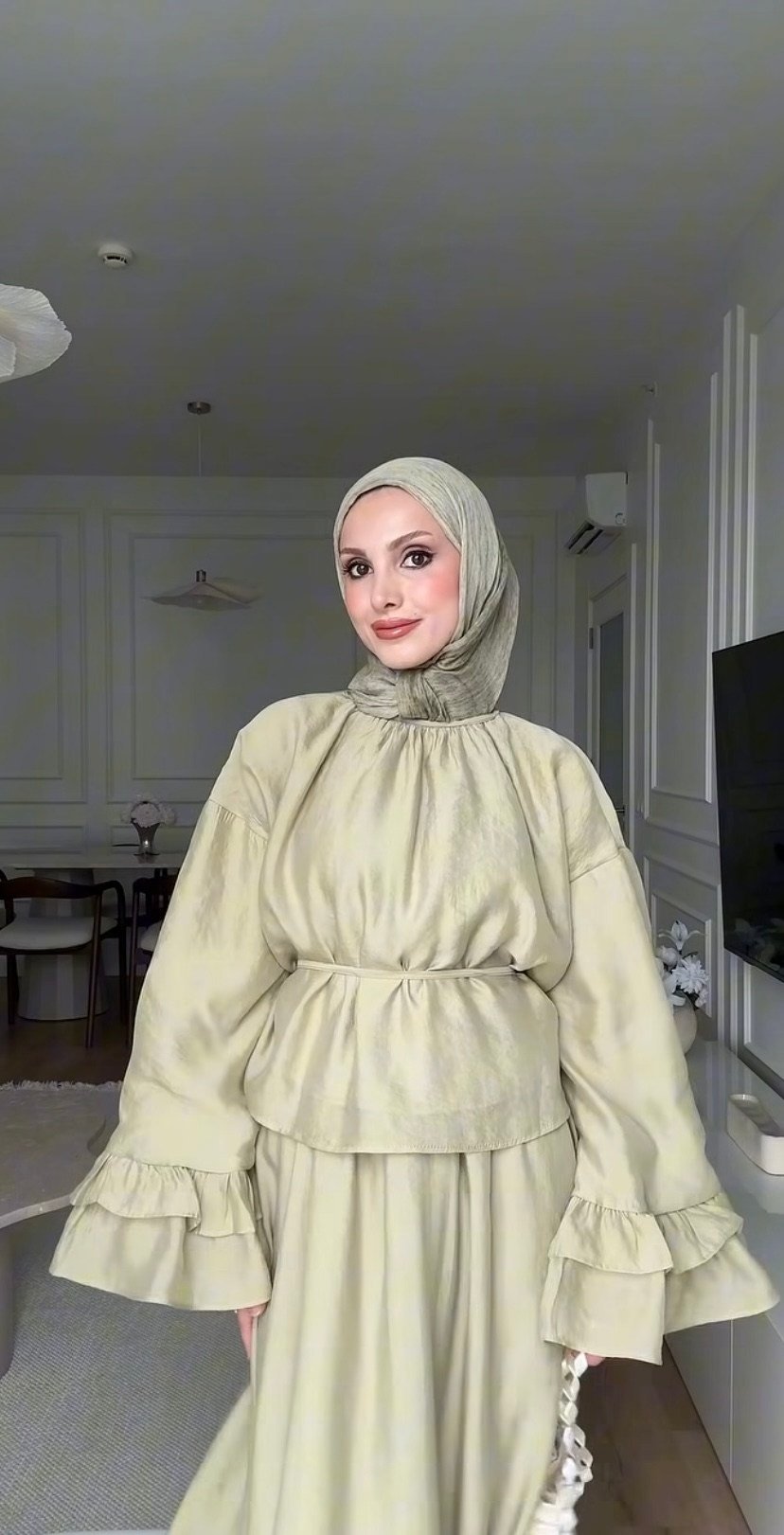 Kadın Kolu Fırfır Detaylı Belden Bağlamalı Etekli Takım M41675 - Küf Yeşili