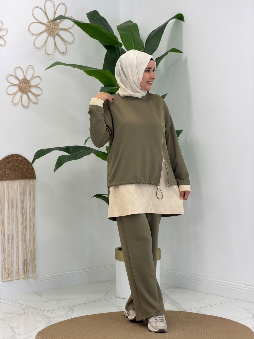 2373   Yeşl Lara Gold Takım