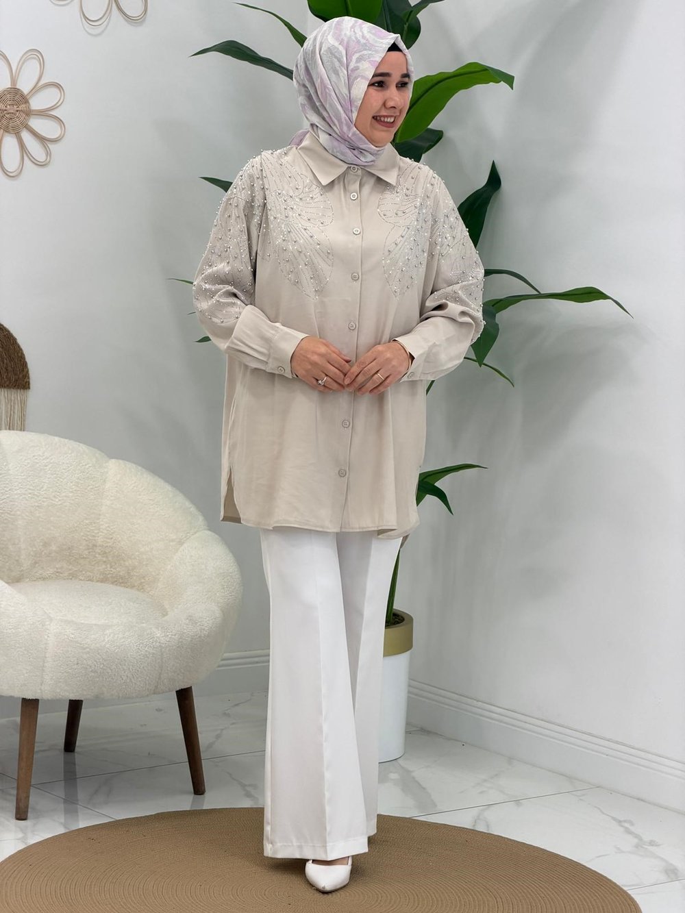 Bej  Taşlı Tunik
