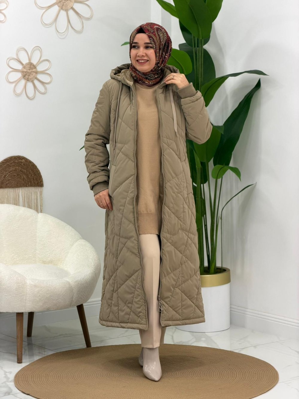 Bej Şişme Mont