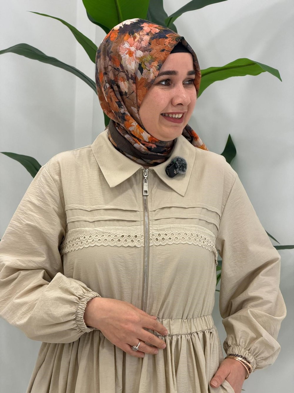Bej Soul Güpür Detaylı Elbise