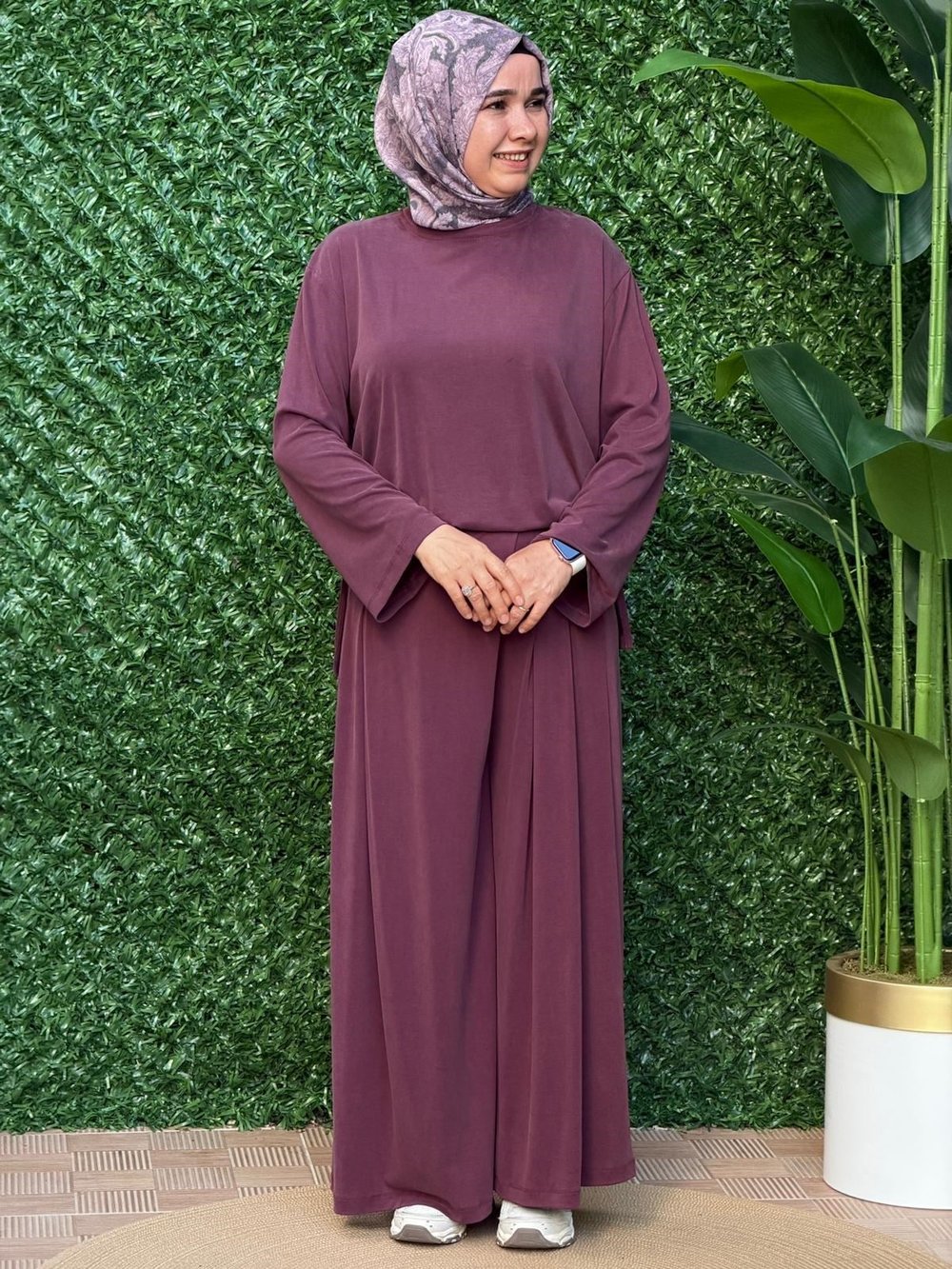 Bordo Pantolonlu Takım