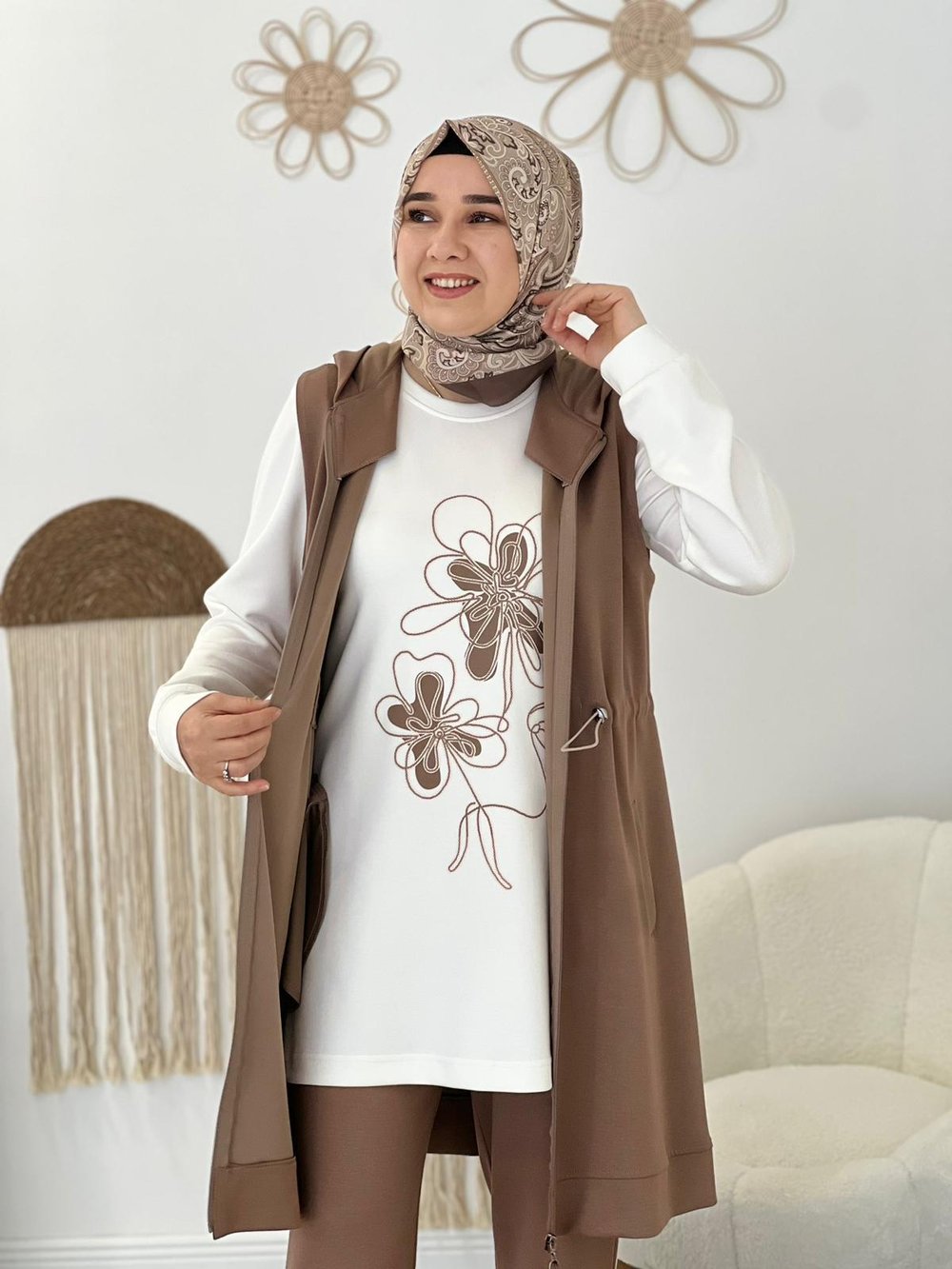 Camel Modal Yelekli Takım