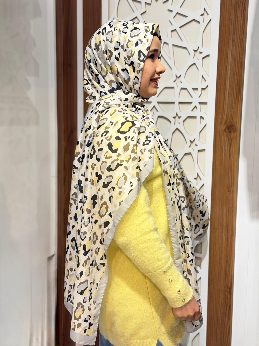 Gri Leopar Desenli Şal