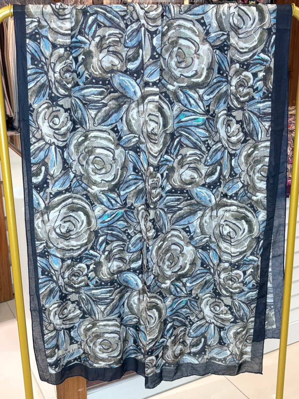 Gül Desenli  Şal