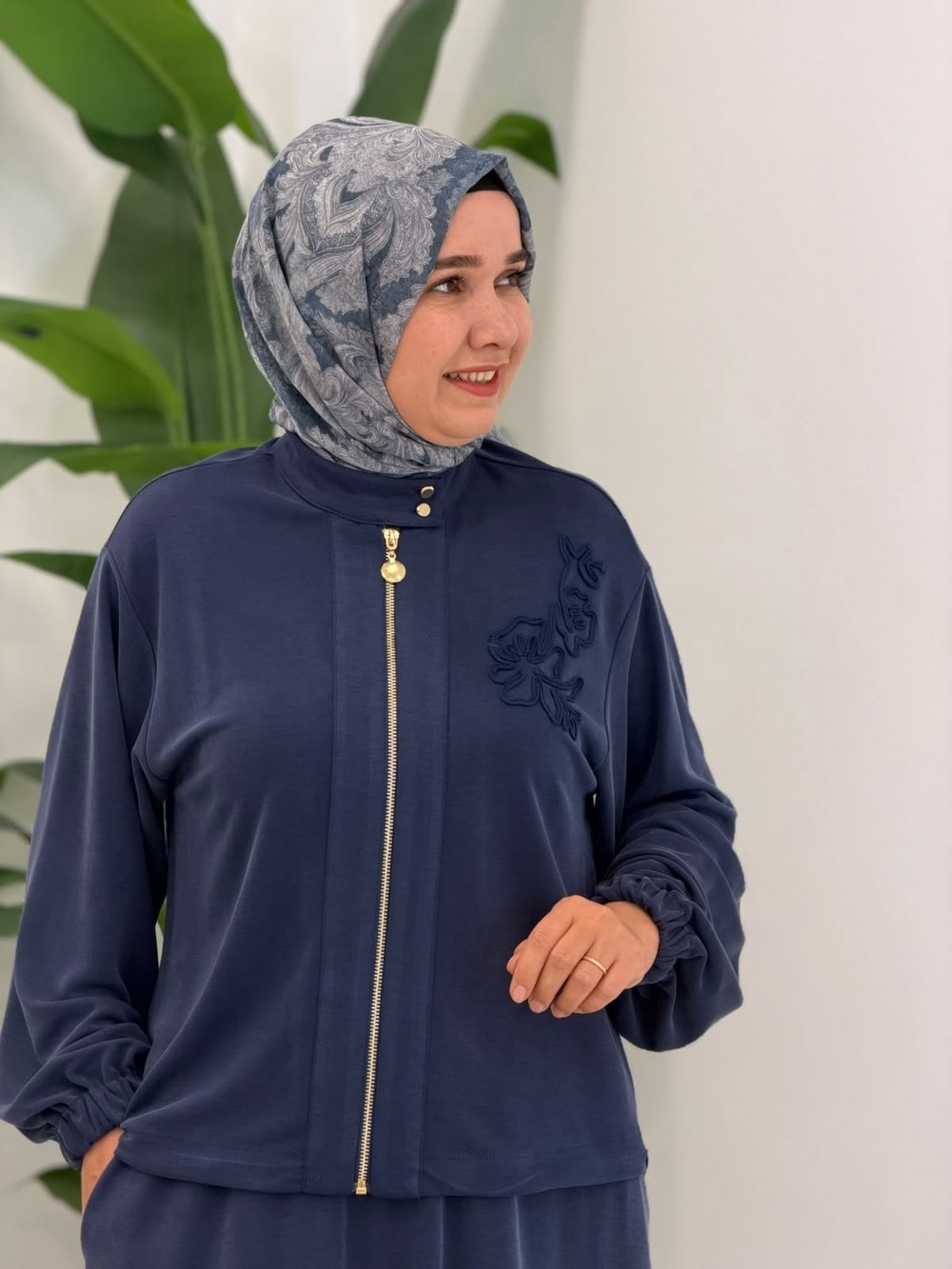 Lacivert Nakış Detaylı Takım