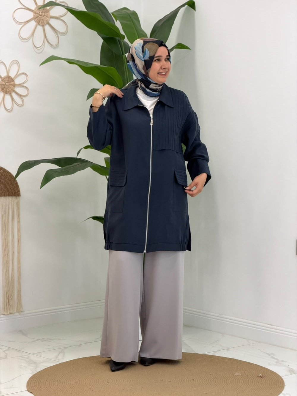 Lacivert Nervür Detaylı Kap