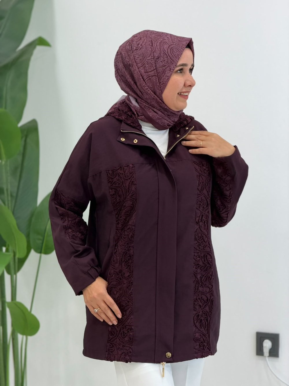 Mürdüm Güpür Detaylı Kap