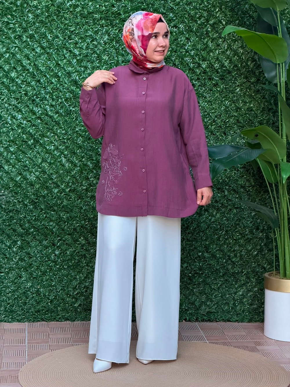 Mürdüm Önü Nakış İşlemeli Tunik