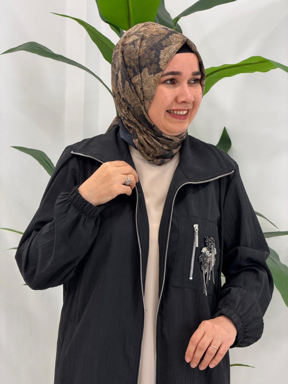 Siyah Giyçık Kap