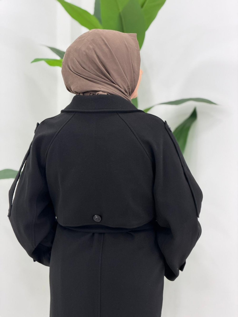 Siyah Kaşe Kaban