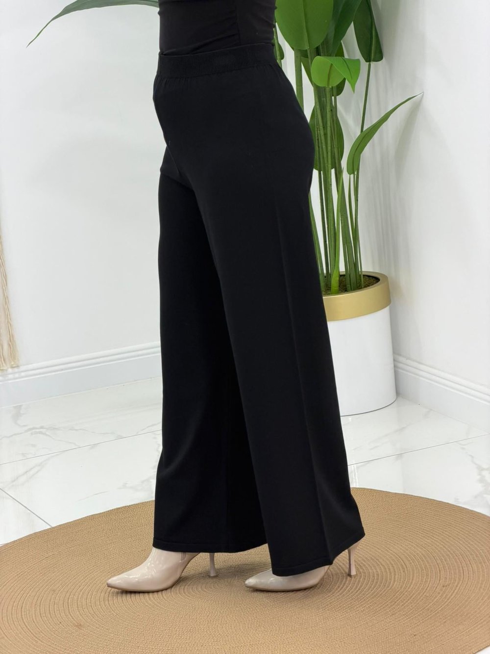 Siyah Triko Bol Paça Pantalon