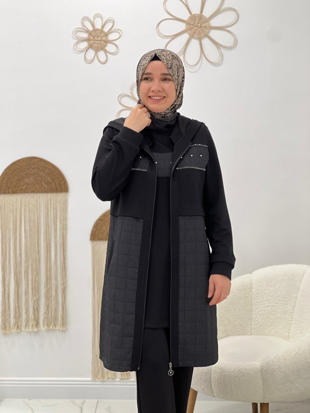 Siyah Yelekli Takım