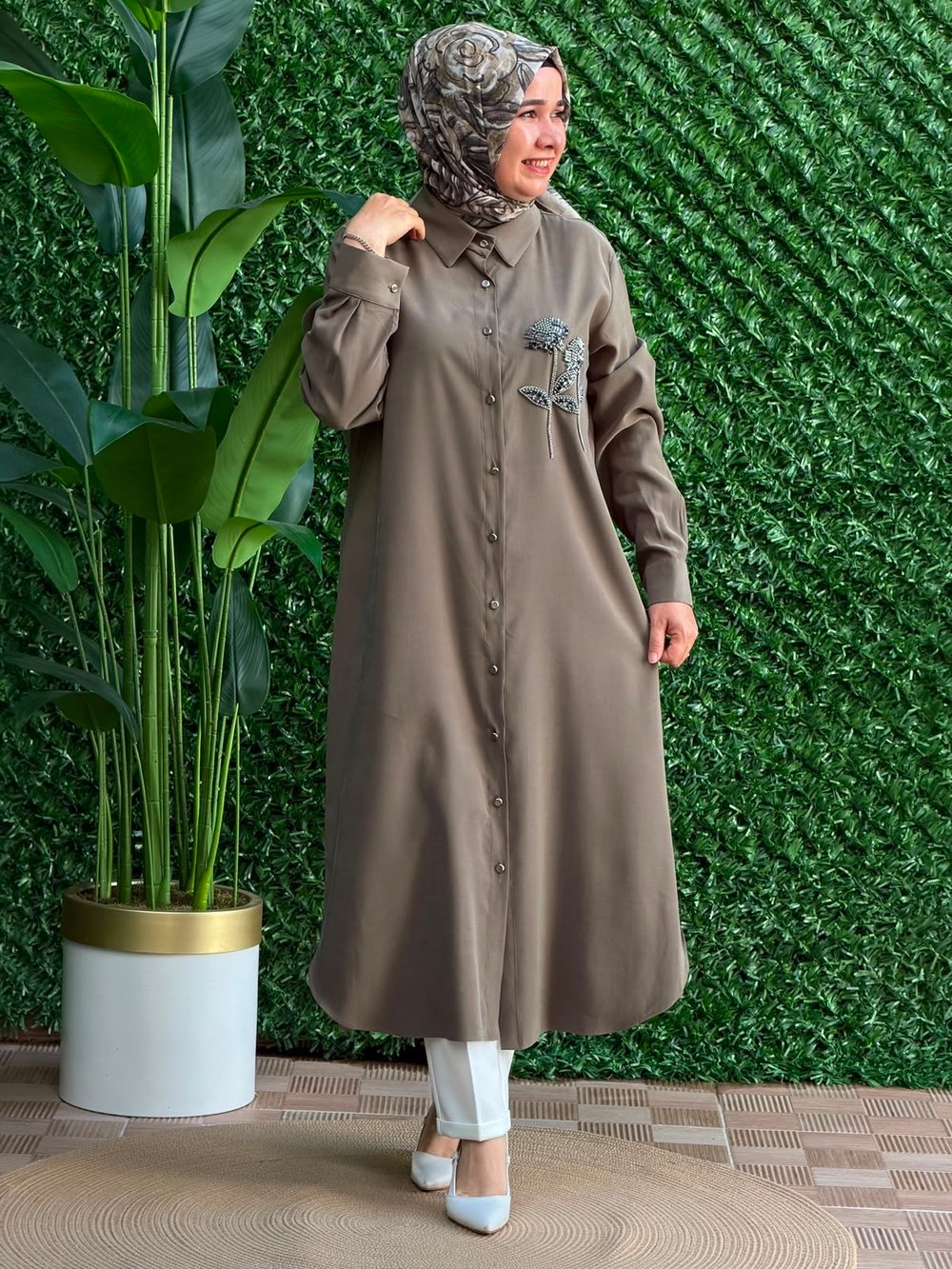 Yeşil Gül Detaylı Uzun Tunik