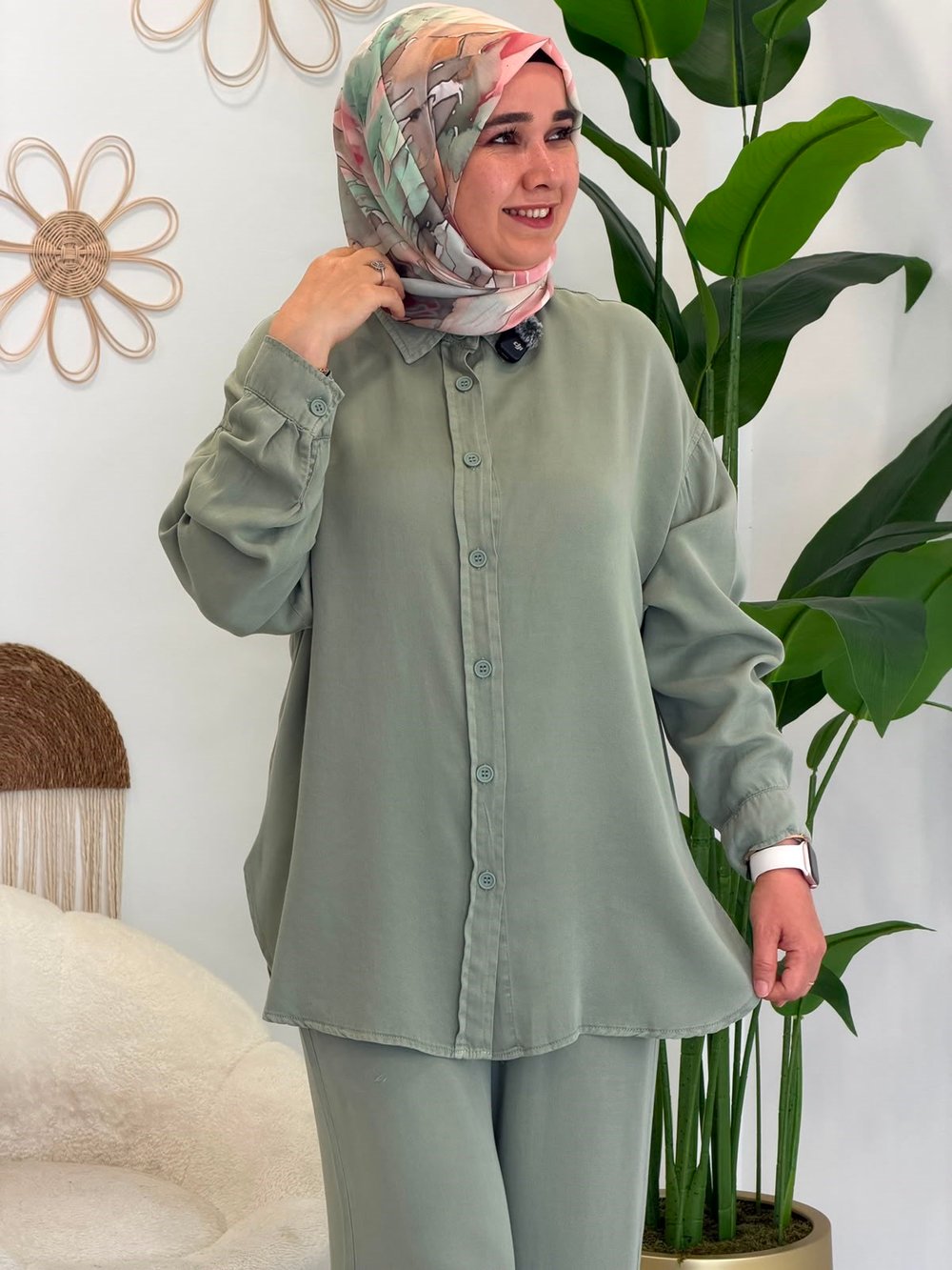 Yeşil Pantolonlu Takım
