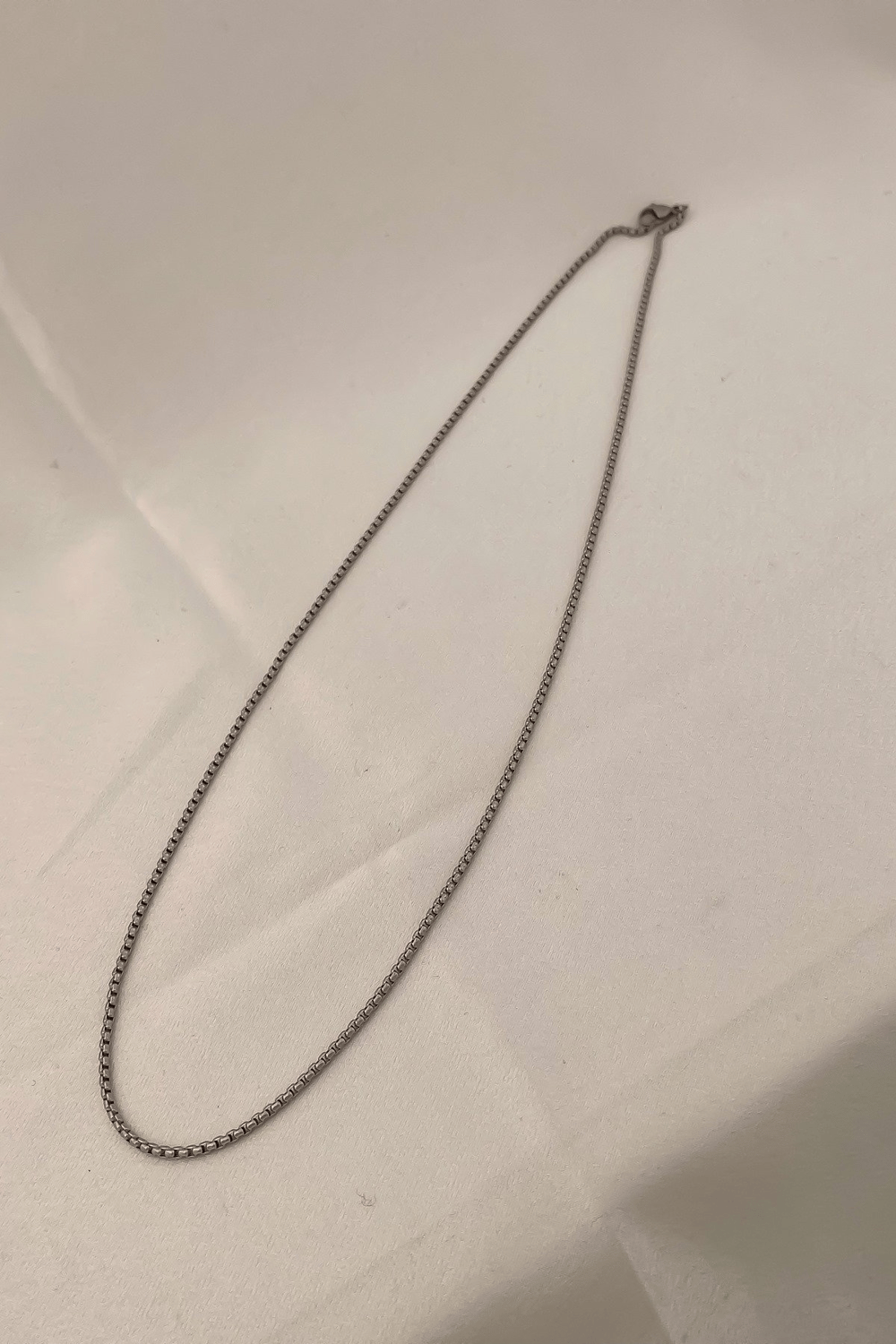 Çelik Gümüş Renk İç İçe Geçmeli Zincir Kolye (61 Cm)