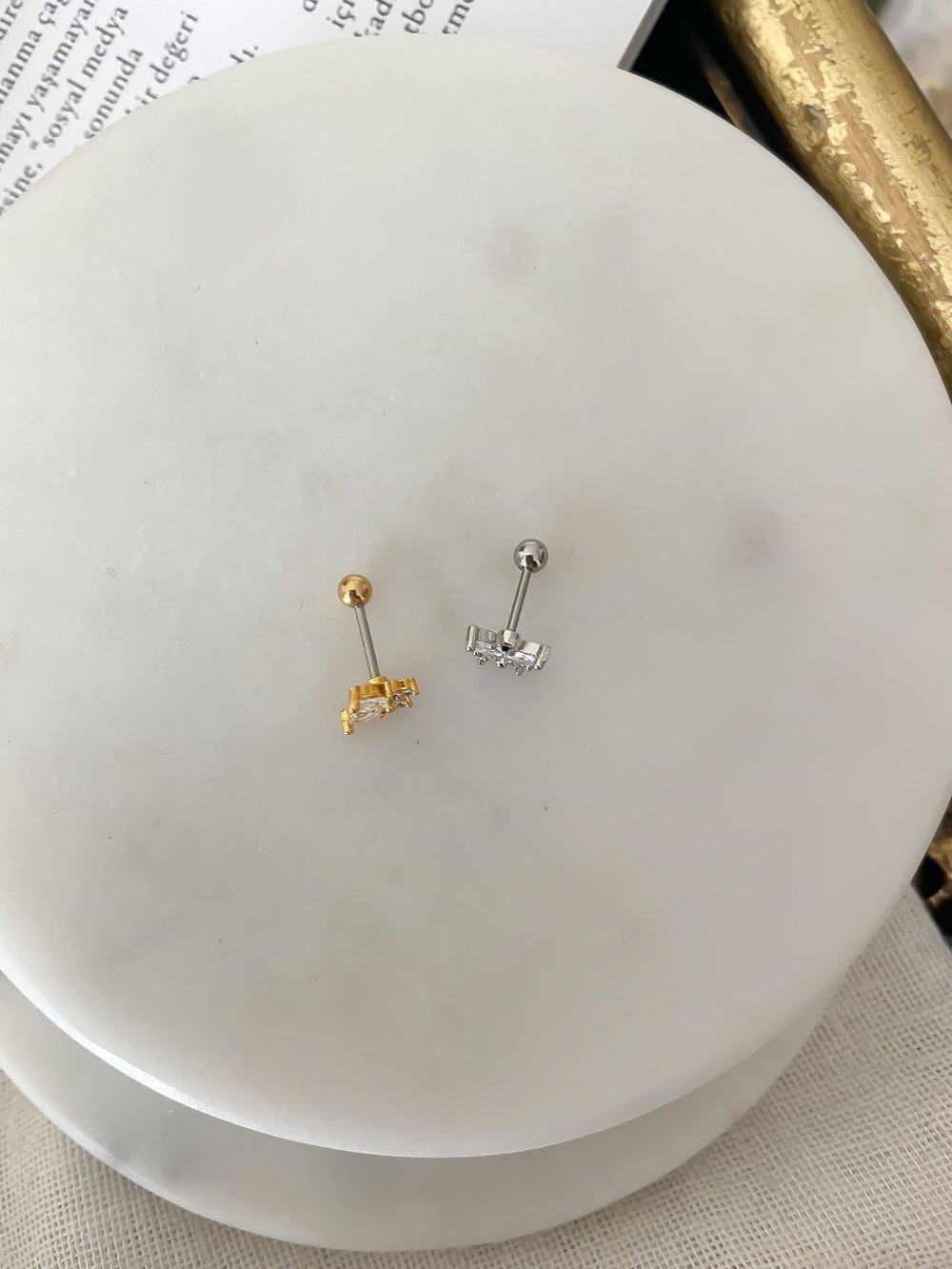 Çelik Taşlı Kelebek Piercing