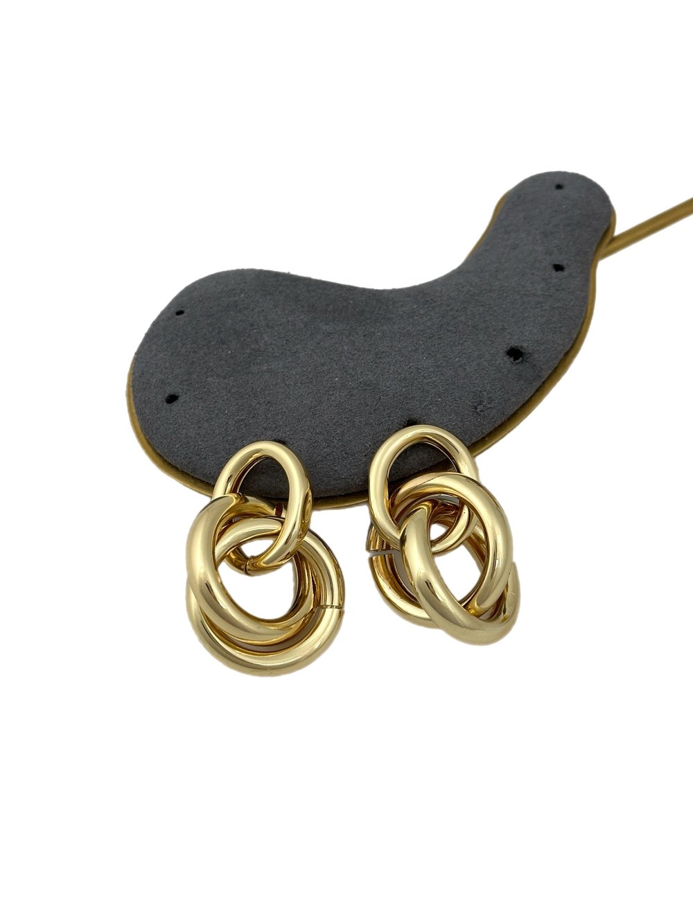 Gold İç İçe Geçmeli Halka Sallantılı Vintage Küpe
