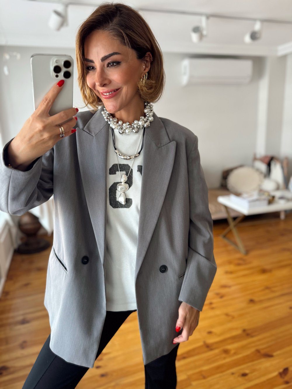 Gümüş Büyüklü Küçüklü İnci ve Topçuk Model Tasarım Kolye Kombini