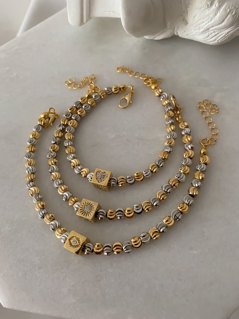 İki Renkli Lazer Kesim Topçuklu Küp Detay Bileklik (22cm)