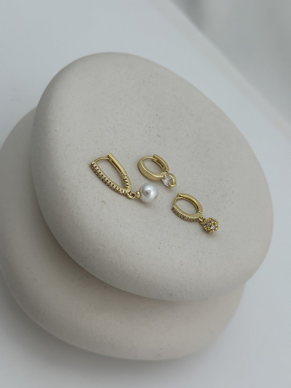 Özel Seri İncili Ve Zirkon Taşlı Topçuk Model Set Küpe