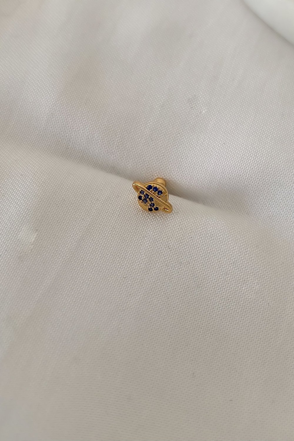 Özel Seri Lacivert Taşlı Gezegen Piercing