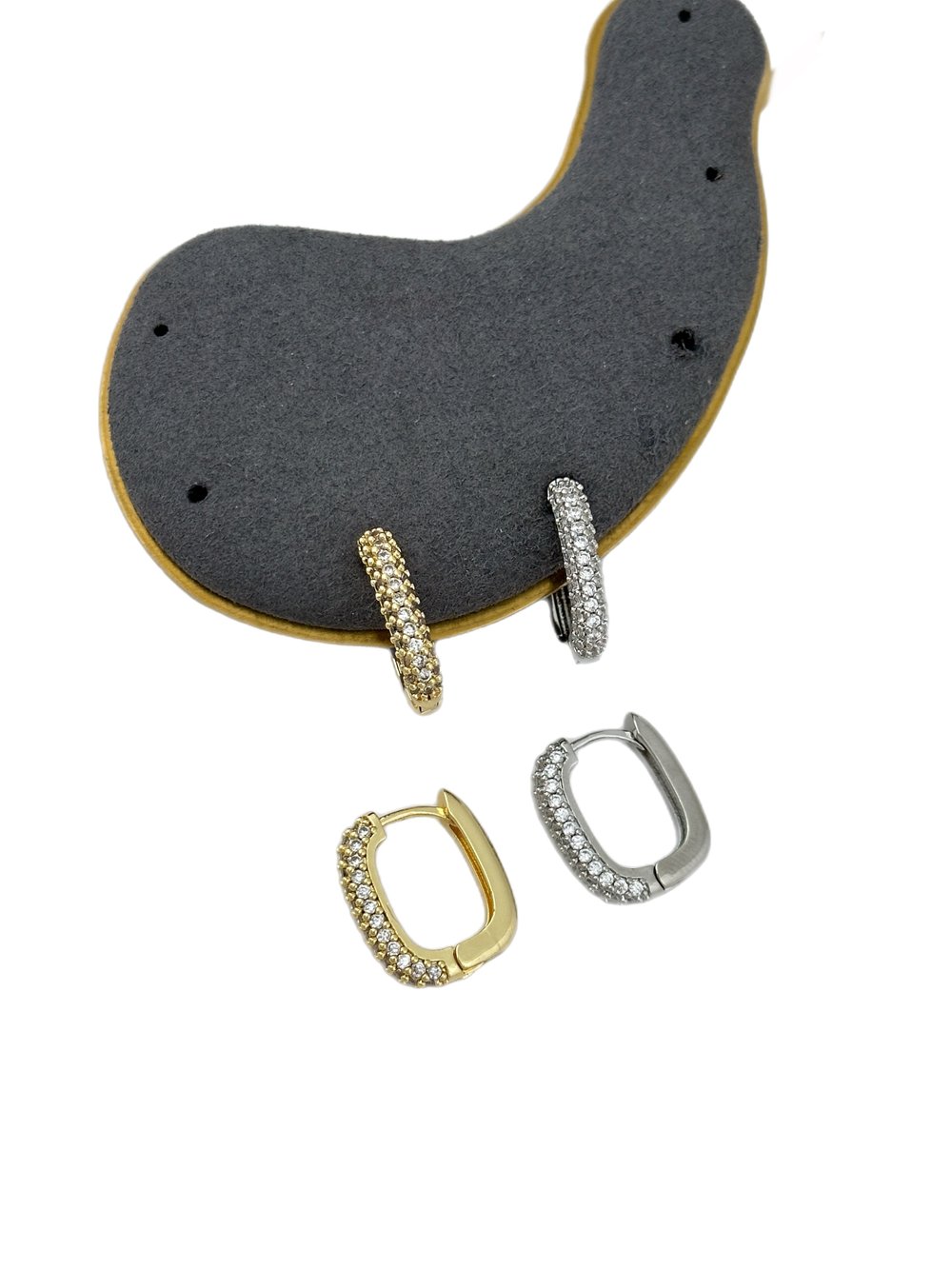 Özel Seri Zirkon Taşlı Oval Küpe