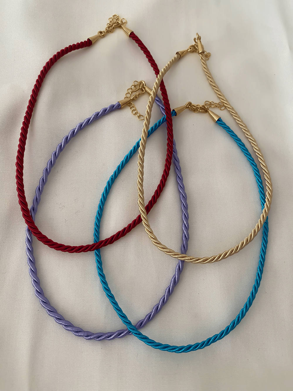 Renkli Burgu Model İp Choker Kolye (42cm)