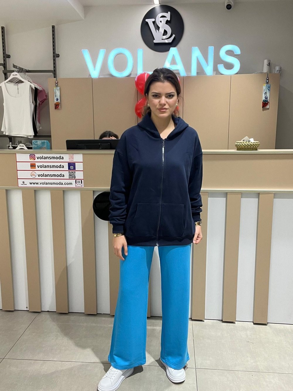 26K009 KAPÜŞONLU FERMUARLI SWEATSHİRT