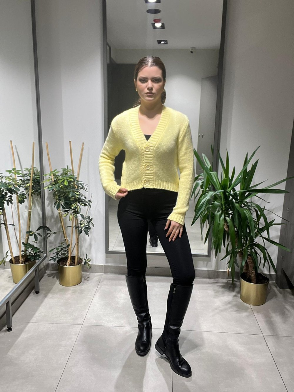 Açık Yaka Hırka