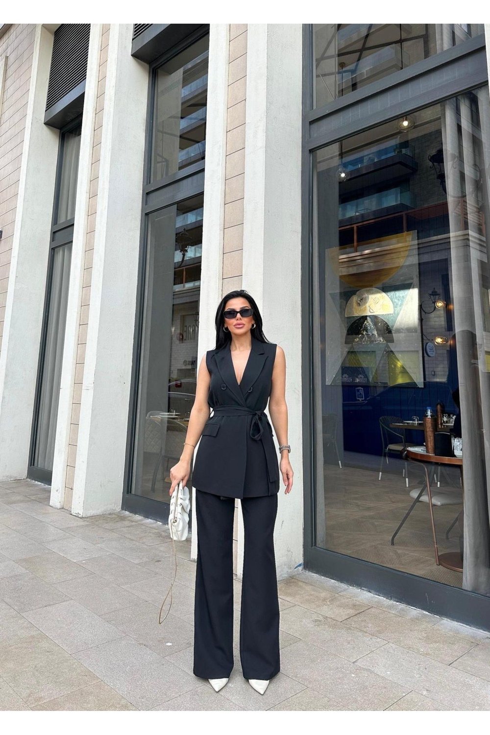 Düğmeli Yelekli Bağlamalı İkili Blazer Takım