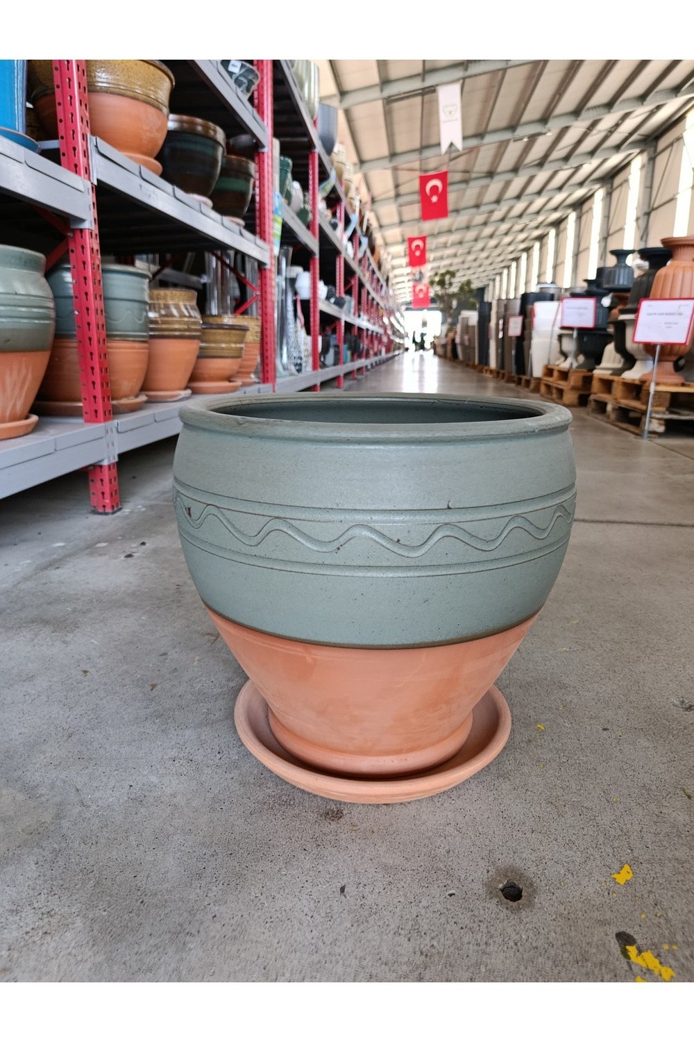 Tabaklı 50 Litre Dekoratif Taş Saksı