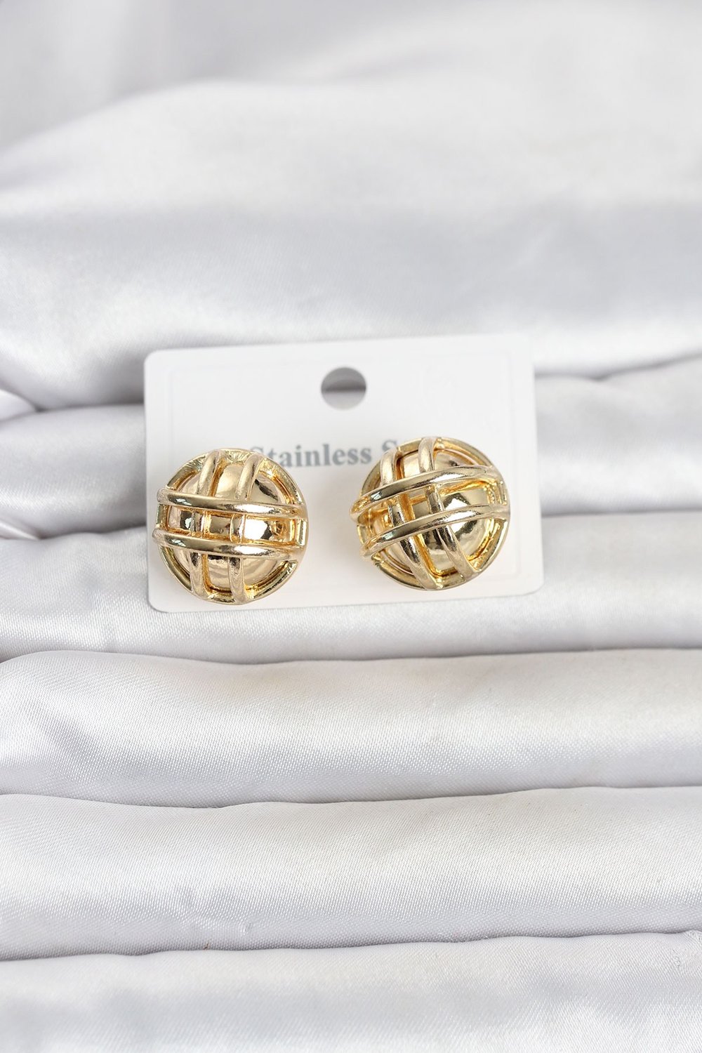 316L Çelik Gold Renk Desenli Top Model Kadın Küpe