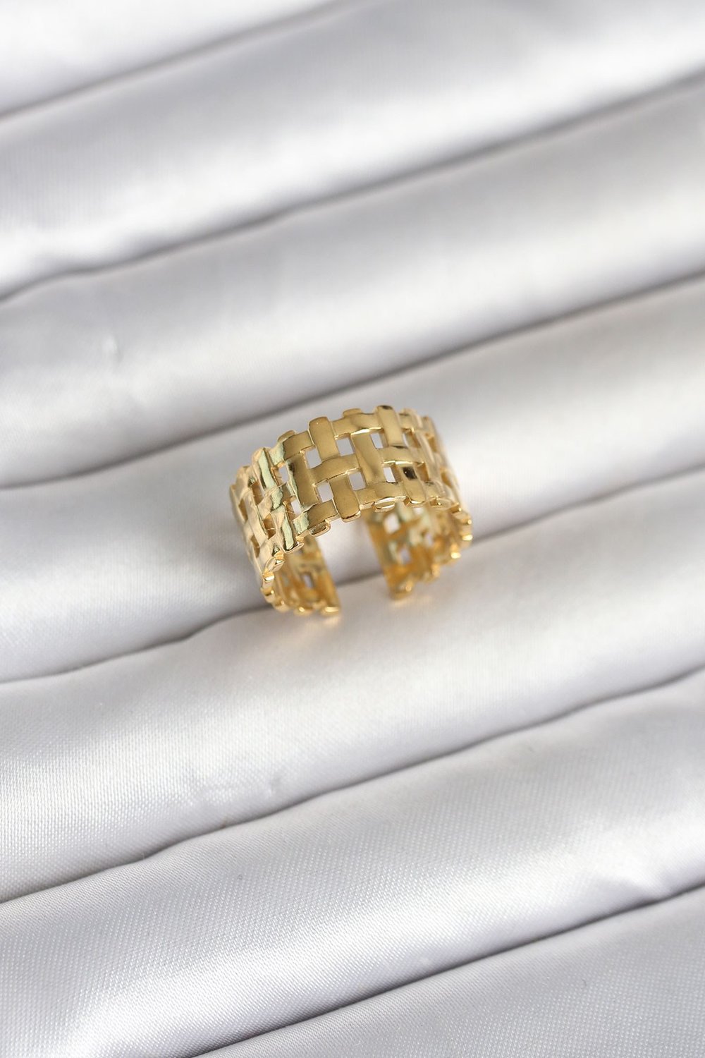 316L Çelik Gold Renk Hasır Model Kadın Yüzük