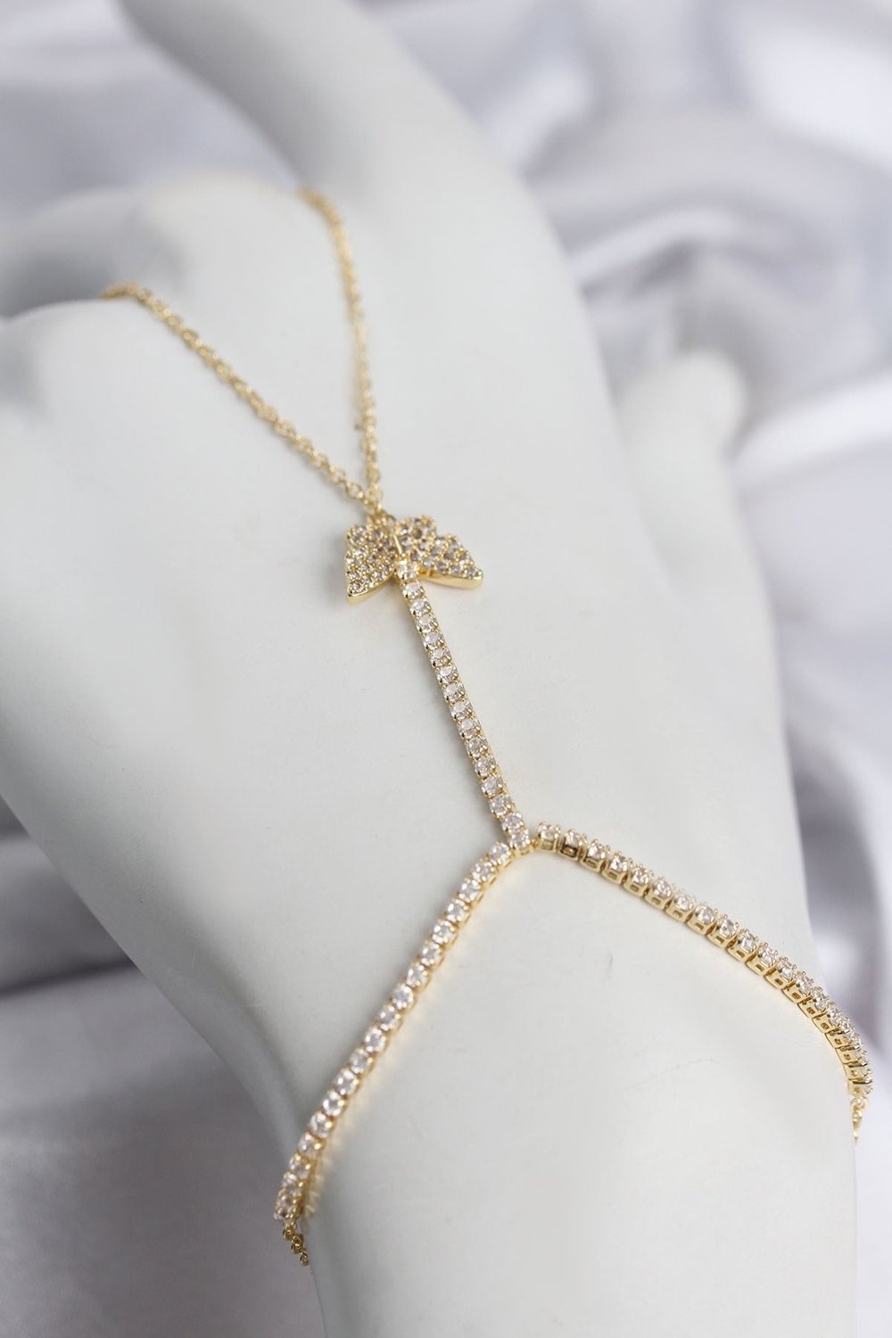 Gold Renk Pirinç Zirkon Taşlı Kelebek Model Şahmeran